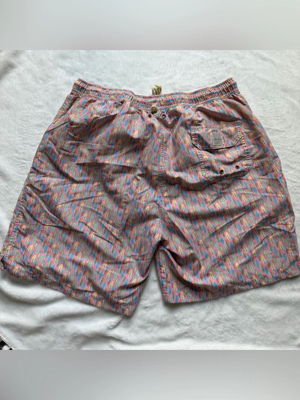 Peter Millar Surfboard Swim Trunks Pink